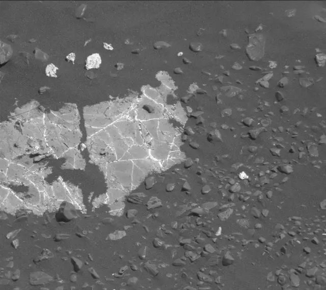 Sol 2229: Mast Camera (Mastcam)