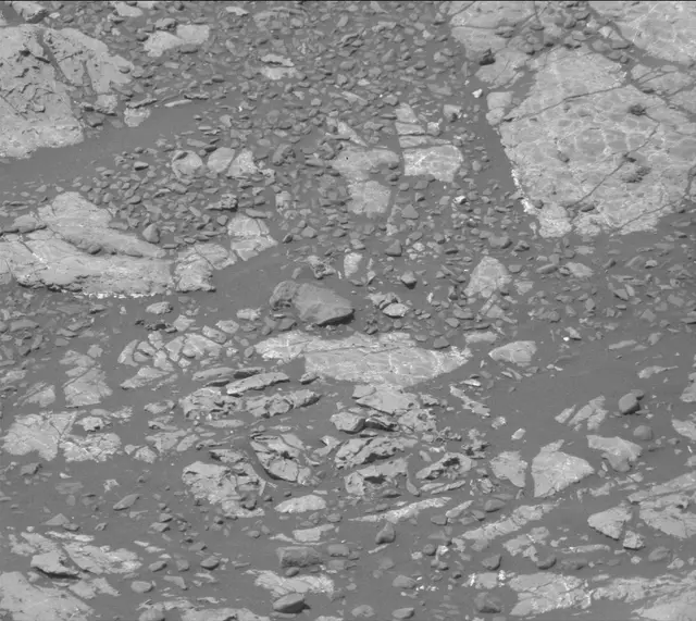 Sol 2233: Mast Camera (Mastcam)