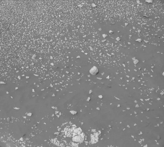 Sol 2235: Mast Camera (Mastcam)