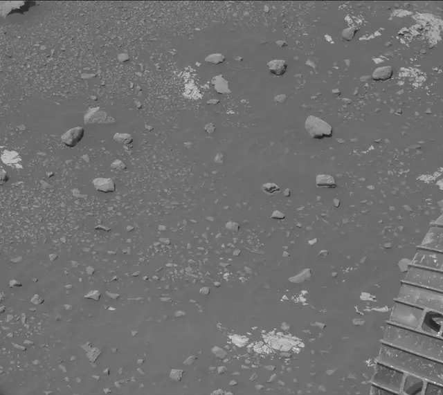 Sol 2235: Mast Camera (Mastcam)