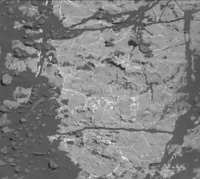 Sol 2243: Mast Camera (Mastcam)