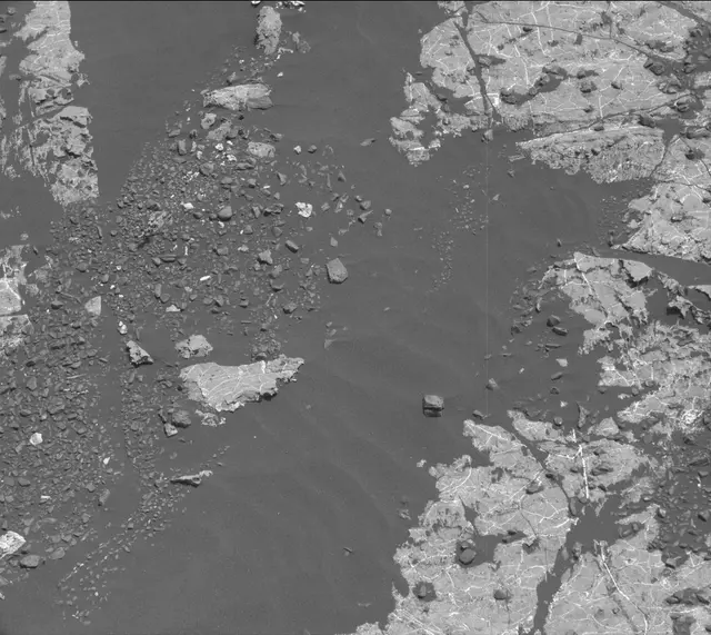 Sol 2246: Mast Camera (Mastcam)