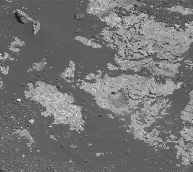 Sol 2246: Mast Camera (Mastcam)