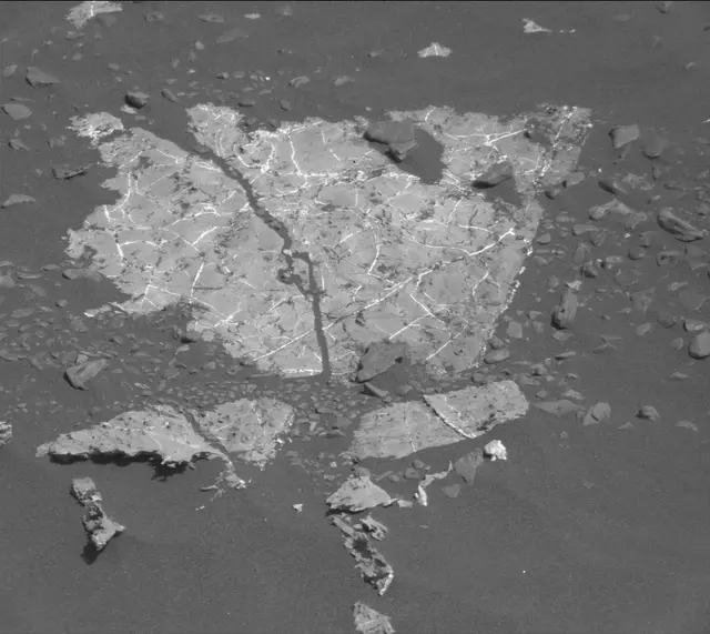 Sol 2246: Mast Camera (Mastcam)