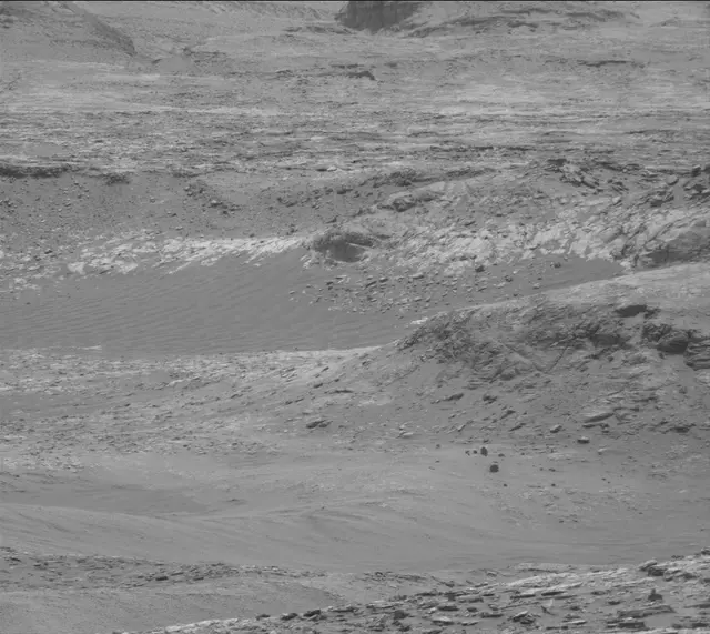 Sol 2247: Mast Camera (Mastcam)