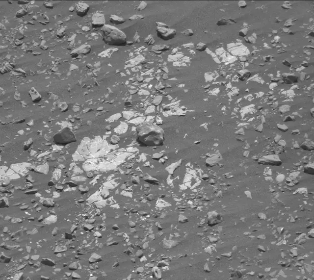 Sol 2247: Mast Camera (Mastcam)