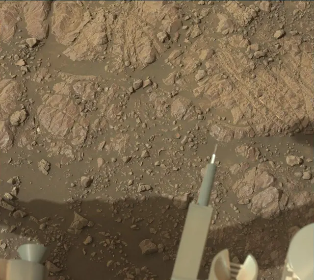 Sol 2250: Mast Camera (Mastcam)