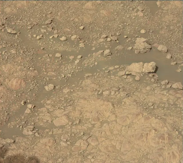 Sol 2250: Mast Camera (Mastcam)