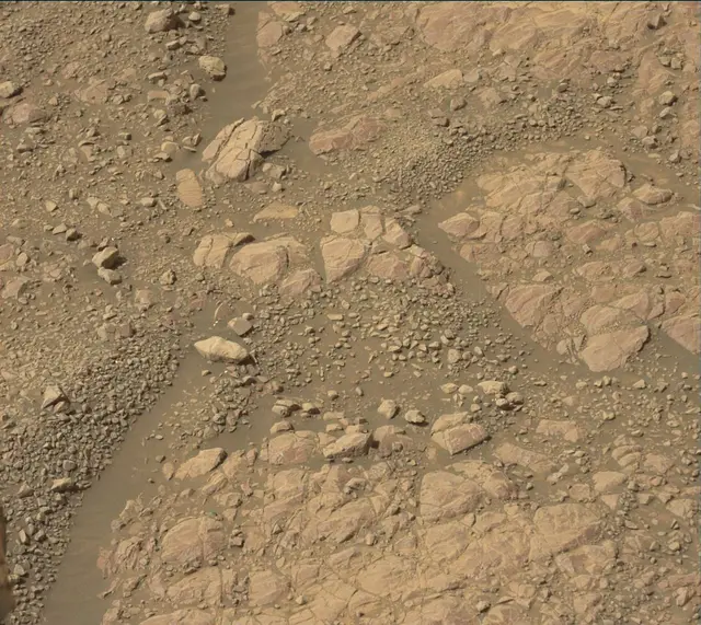 Sol 2252: Mast Camera (Mastcam)