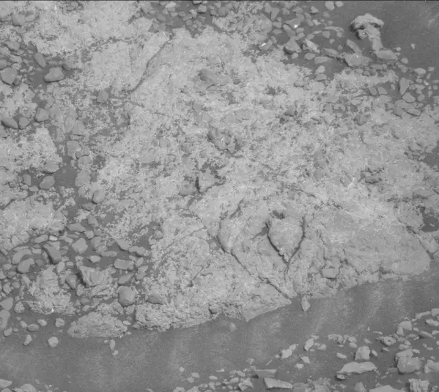 Sol 2257: Mast Camera (Mastcam)