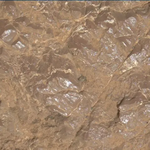 Sol 2260: Mars Hand Lens Imager (MAHLI)