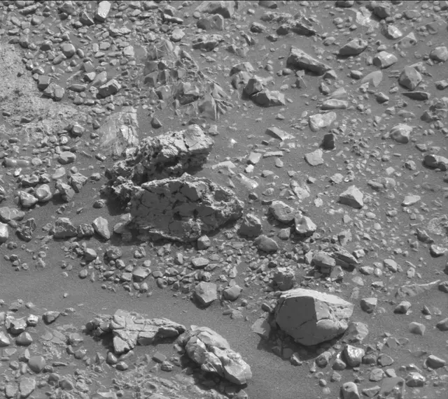 Sol 2276: Mast Camera (Mastcam)
