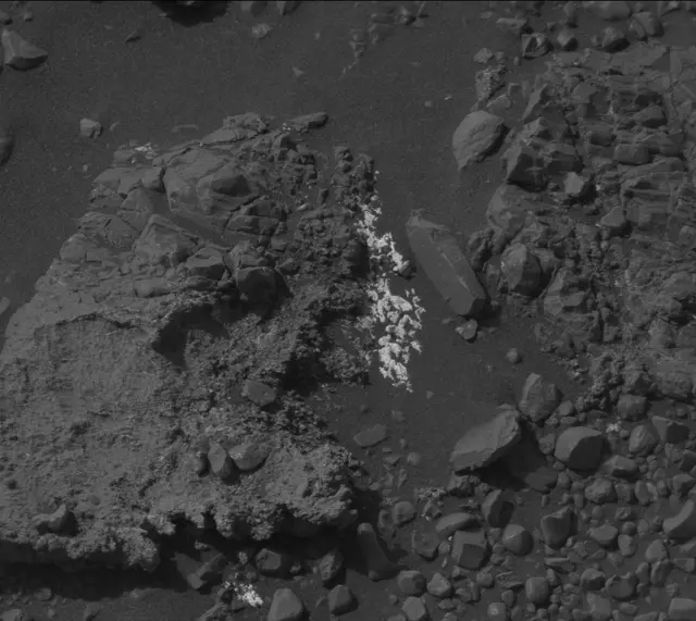 Sol 2276: Mast Camera (Mastcam)