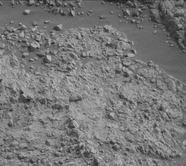 Sol 2287: Mast Camera (Mastcam)