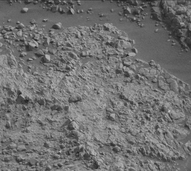 Sol 2287: Mast Camera (Mastcam)