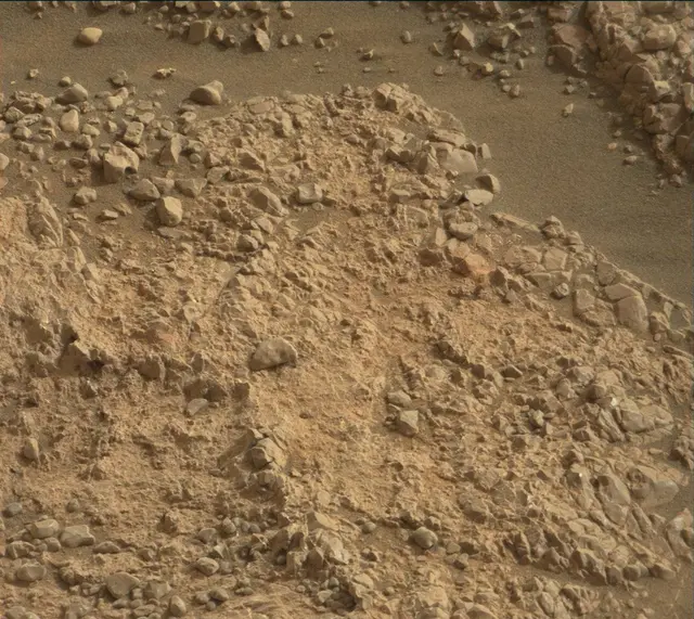 Sol 2287: Mast Camera (Mastcam)