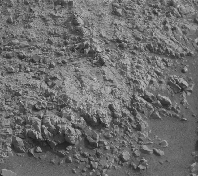 Sol 2287: Mast Camera (Mastcam)
