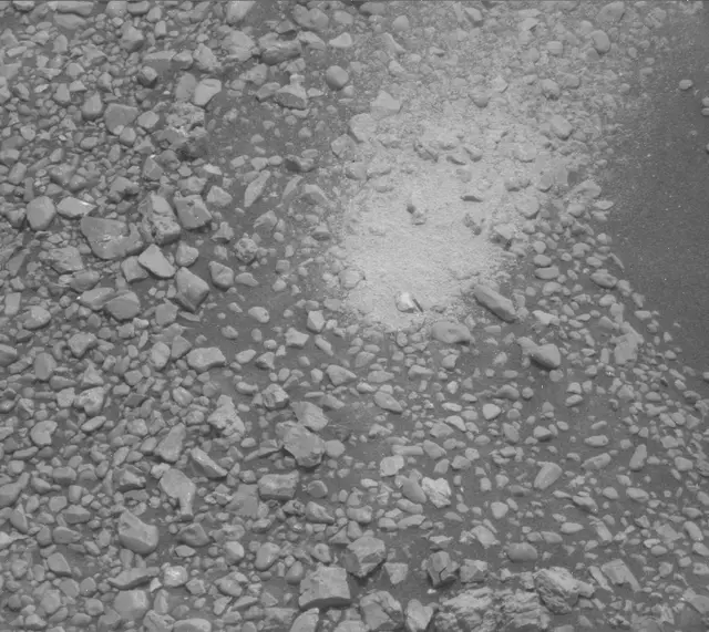 Sol 2289: Mast Camera (Mastcam)