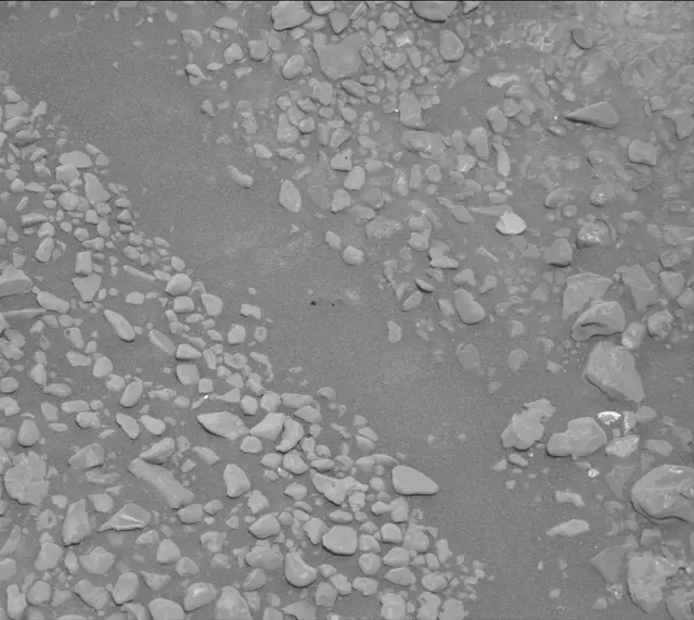 Sol 2291: Mast Camera (Mastcam)