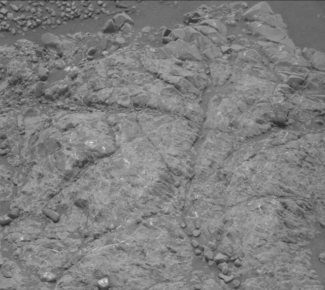 Sol 2292: Mast Camera (Mastcam)