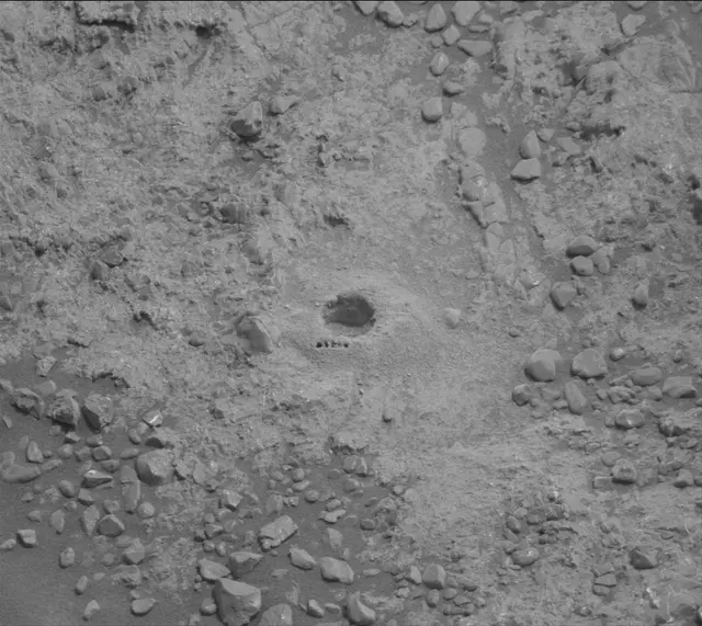 Sol 2292: Mast Camera (Mastcam)
