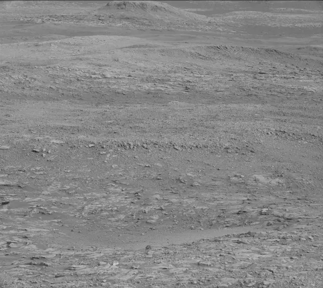 Sol 2293: Mast Camera (Mastcam)