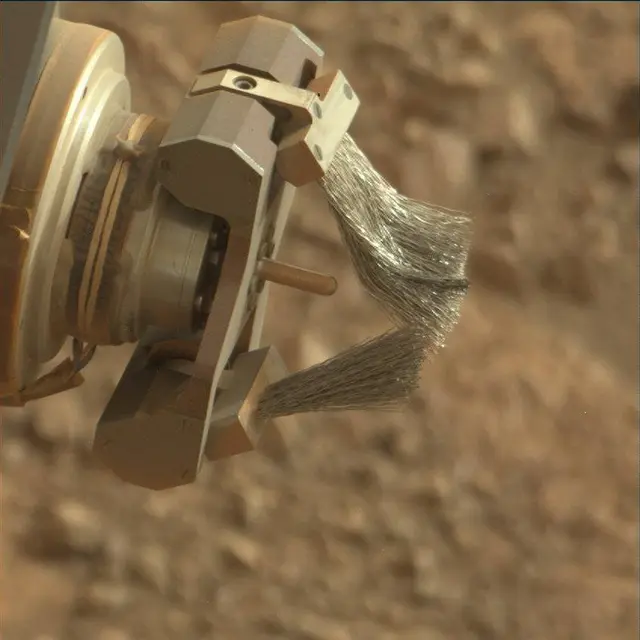 Sol 2295: Mast Camera (Mastcam)