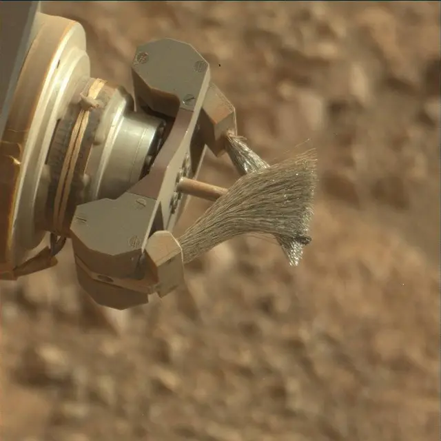 Sol 2295: Mast Camera (Mastcam)