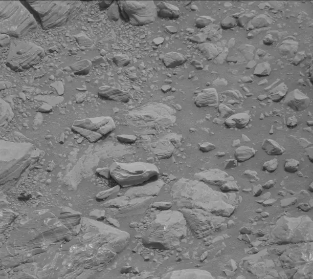 Sol 2298: Mast Camera (Mastcam)