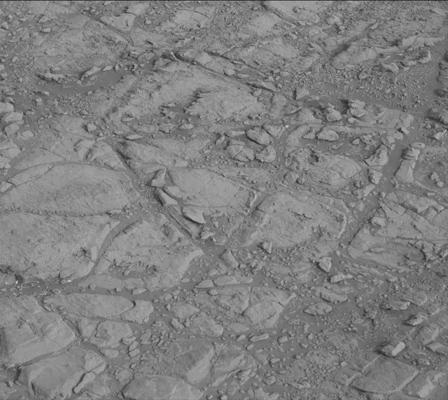 Sol 2299: Mast Camera (Mastcam)