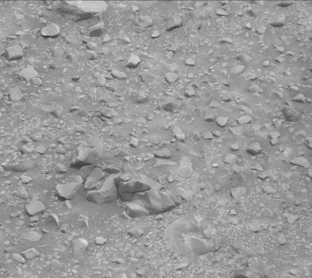 Sol 2299: Mast Camera (Mastcam)