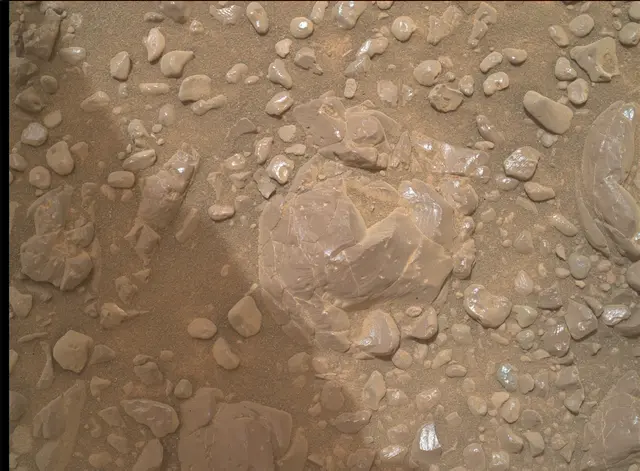Sol 2299: Mars Hand Lens Imager (MAHLI)