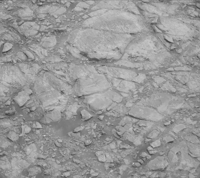 Sol 2300: Mast Camera (Mastcam)