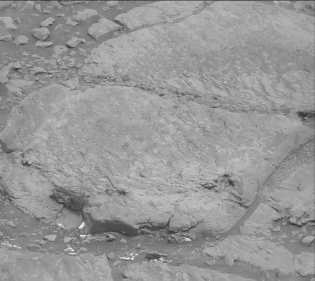 Sol 2300: Mast Camera (Mastcam)