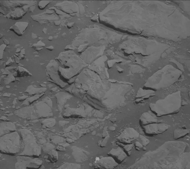Sol 2300: Mast Camera (Mastcam)