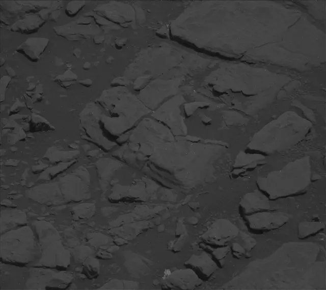 Sol 2300: Mast Camera (Mastcam)