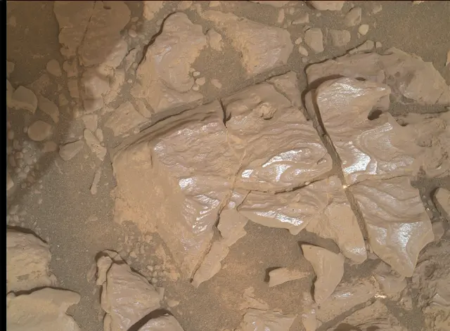 Sol 2300: Mars Hand Lens Imager (MAHLI)