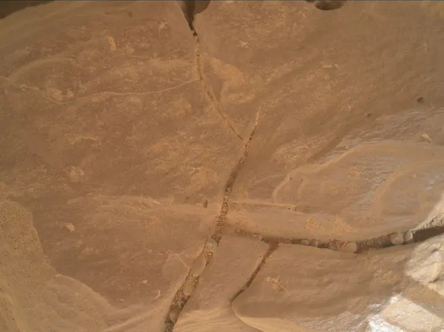 Sol 2300: Mars Hand Lens Imager (MAHLI)