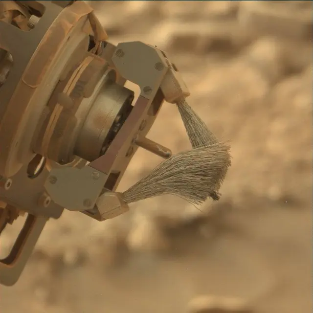 Sol 2301: Mast Camera (Mastcam)