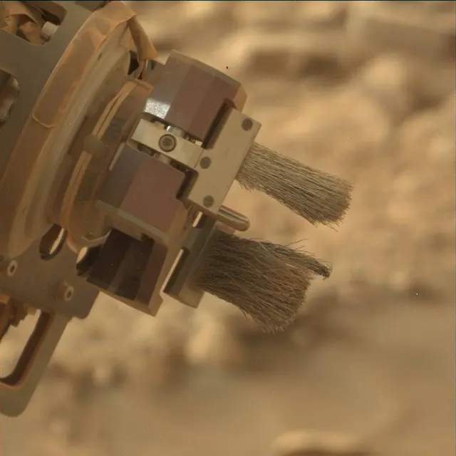 Sol 2301: Mast Camera (Mastcam)