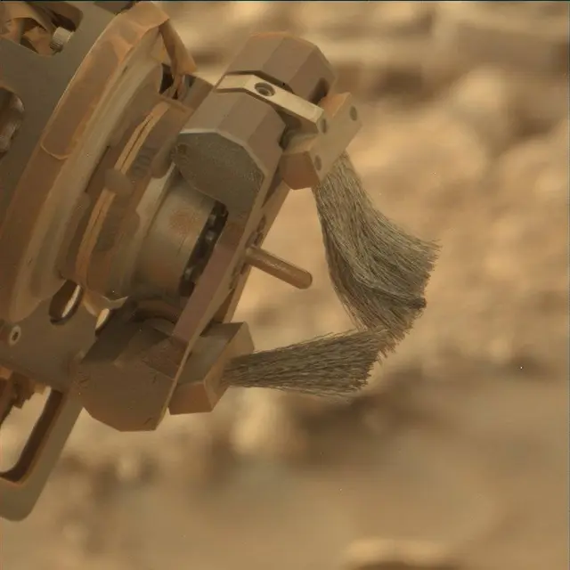 Sol 2301: Mast Camera (Mastcam)