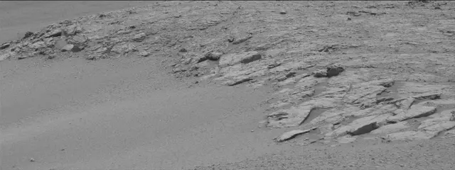 Sol 2302: Mast Camera (Mastcam)