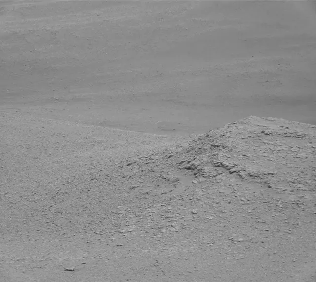 Sol 2302: Mast Camera (Mastcam)