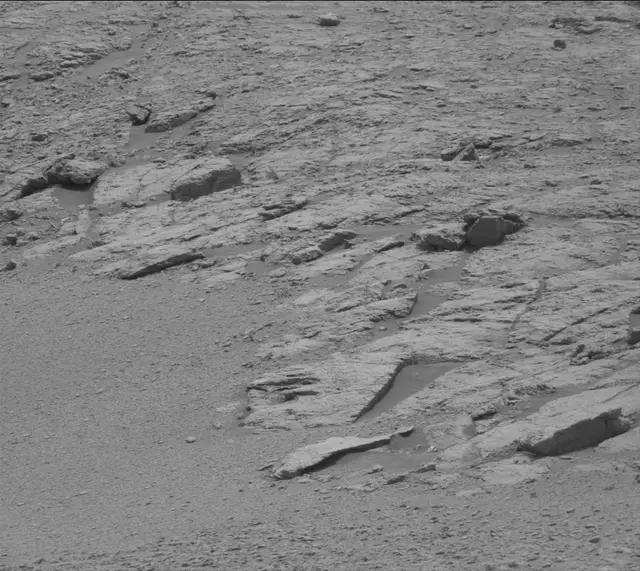 Sol 2302: Mast Camera (Mastcam)