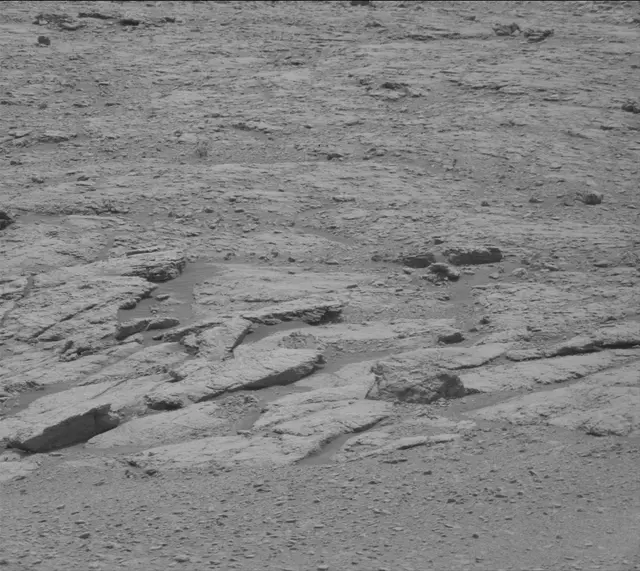 Sol 2302: Mast Camera (Mastcam)