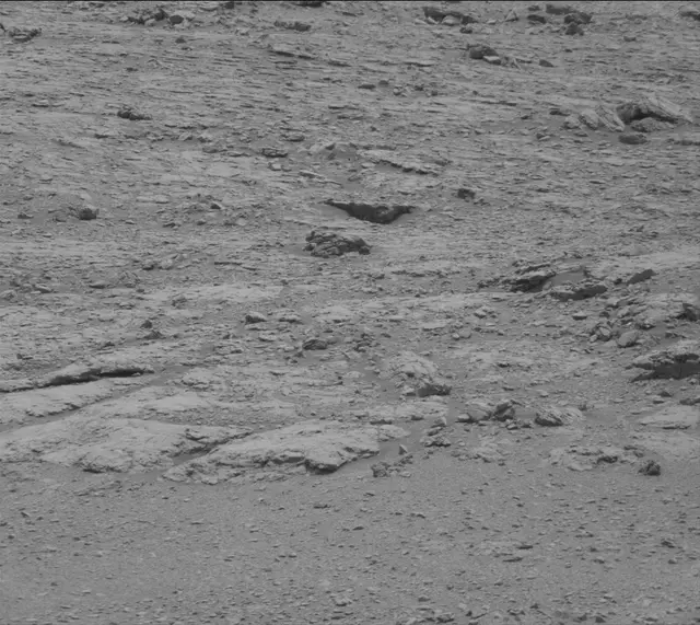 Sol 2302: Mast Camera (Mastcam)