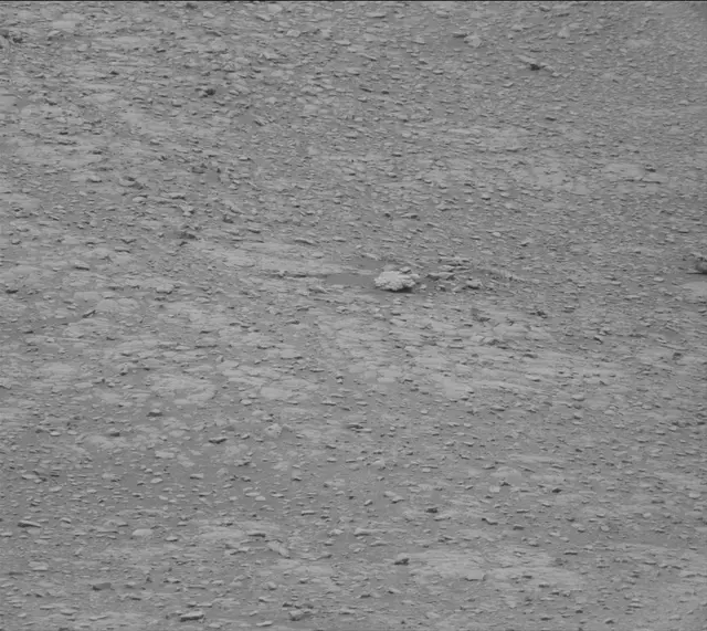 Sol 2302: Mast Camera (Mastcam)