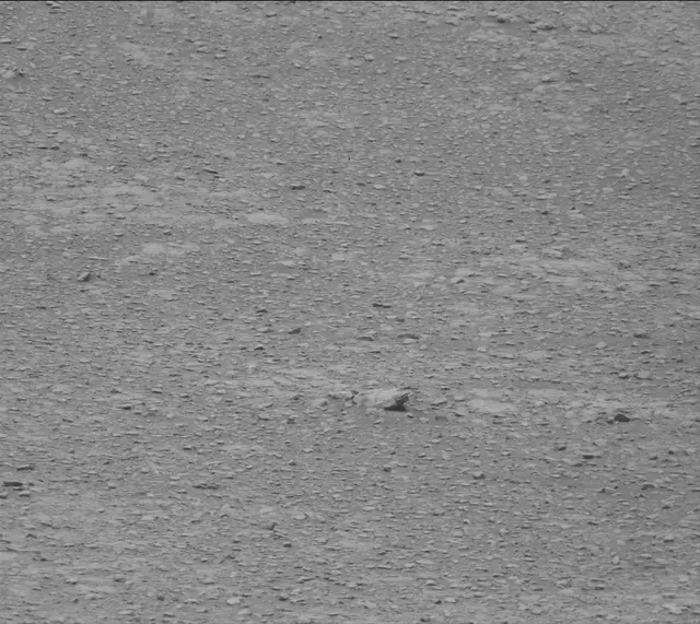 Sol 2302: Mast Camera (Mastcam)