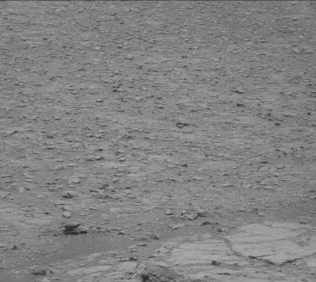 Sol 2302: Mast Camera (Mastcam)