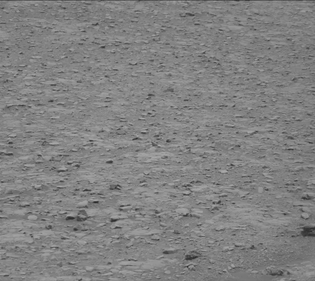 Sol 2302: Mast Camera (Mastcam)